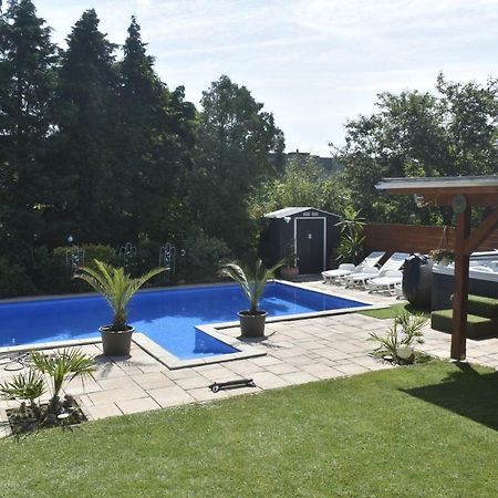 Oazis Apartman Keszthely Exteriör bild