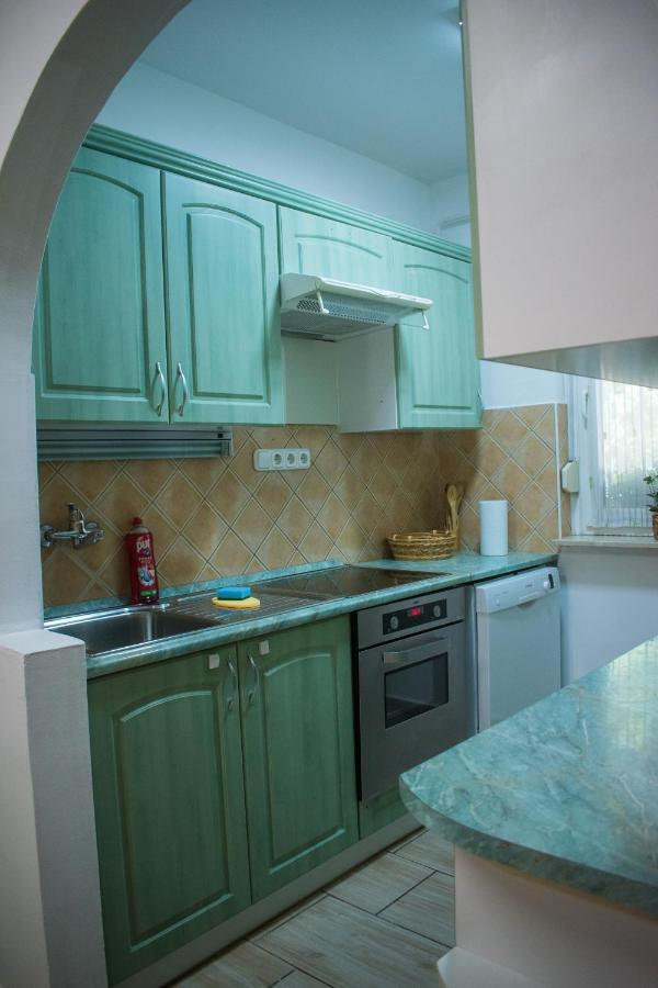 Oazis Apartman Keszthely Exteriör bild