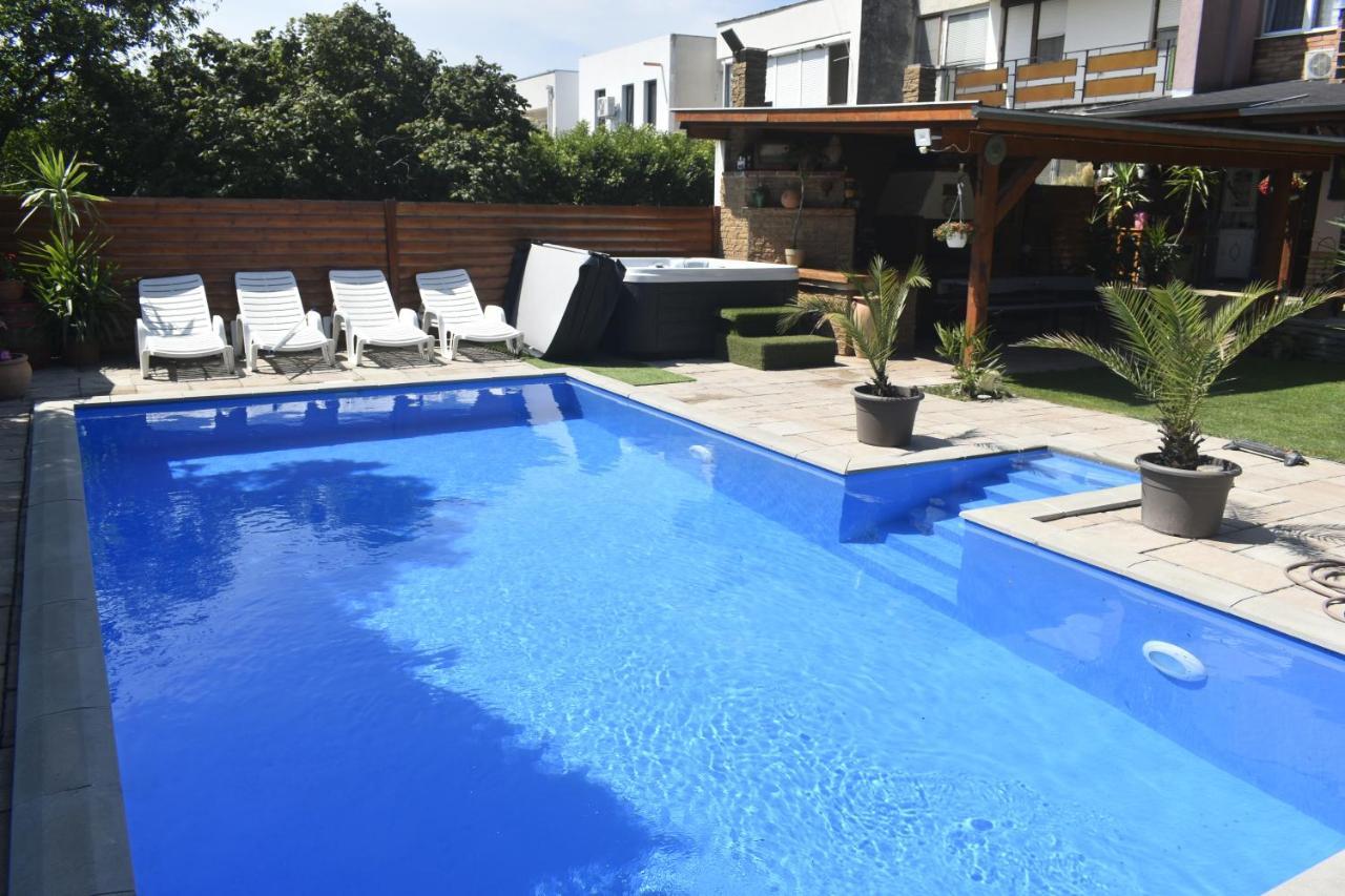 Oazis Apartman Keszthely Exteriör bild